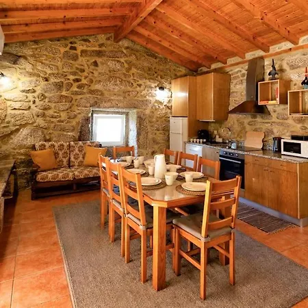 Holiday home Casa Da Nascente Carralcova